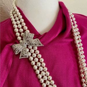 Kenneth Jay Lane pearl enhancer